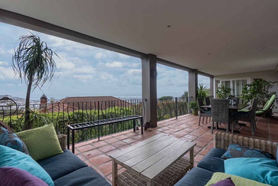 4 Bedroom Property for Sale in Oranjezicht Western Cape